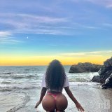 Erotische Massage Naomi Black Girl, Frankfurt am Main
